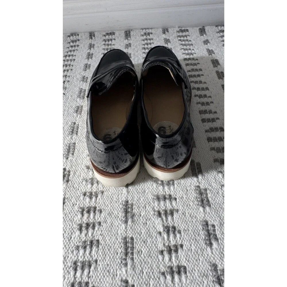 Karl Lagerfeld Paris Moyen Black Slip On Patent Leather Loafer Shoes 6.5 - Picture 5 of 7